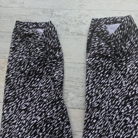 CALVIN KLEIN CK Black Patterned Legging Crop Athletic S Women Cropped Legging - Picture 3 of 7